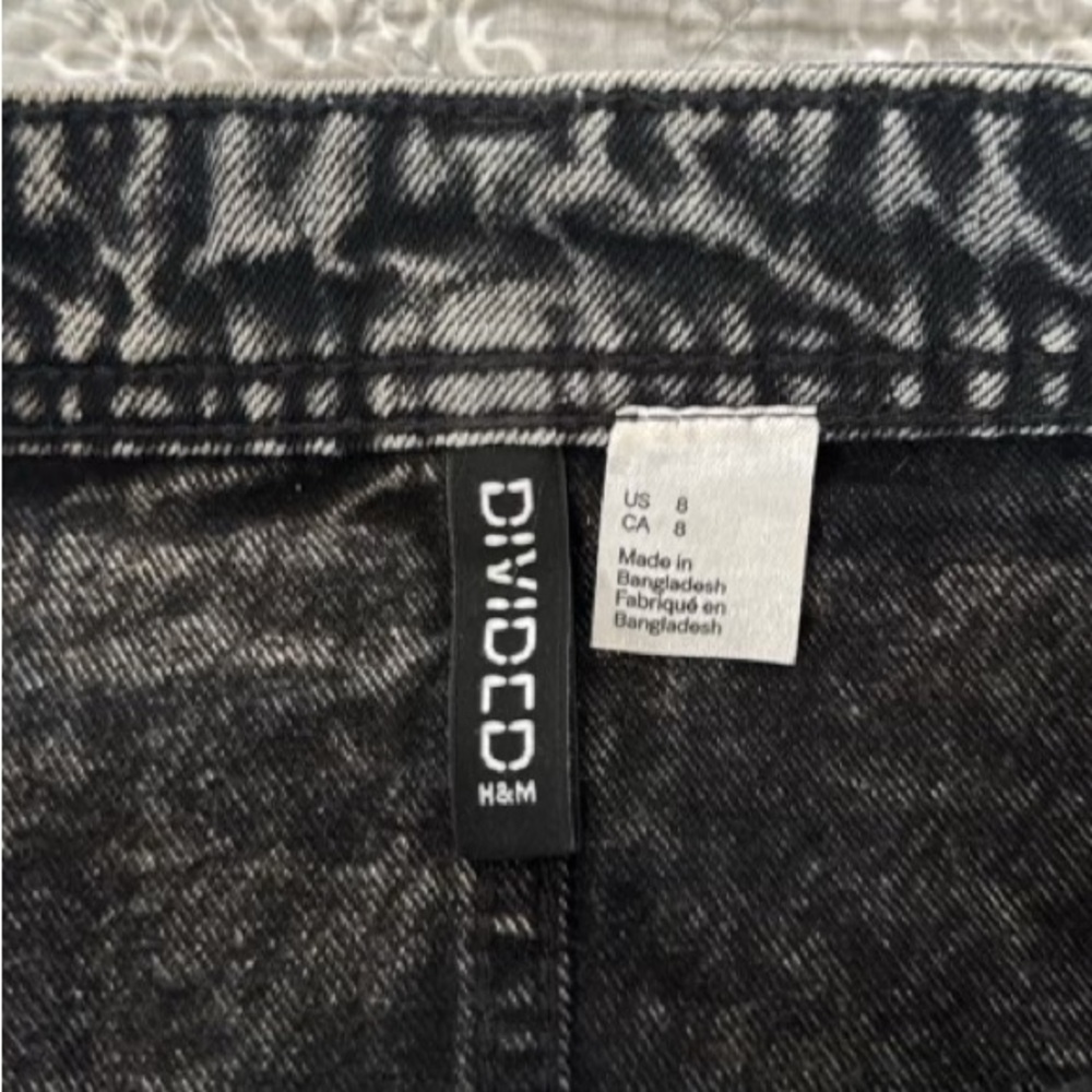 H&M Button Up Black Washed Denim Skirt Size 8 - Picture 3 of 3